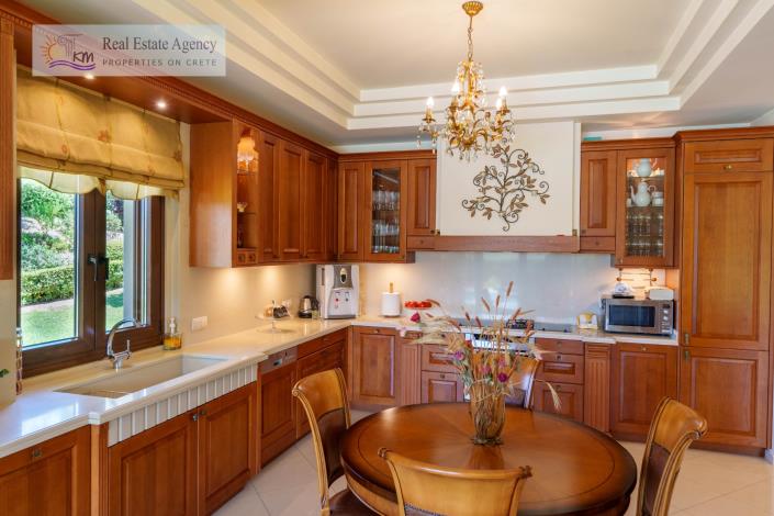 Image No.20-4 Bed Villa for sale