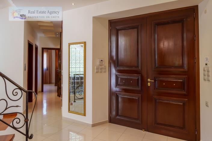 Image No.29-4 Bed Villa for sale