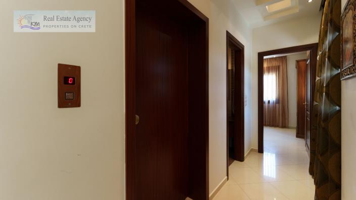 Image No.52-4 Bed Villa for sale