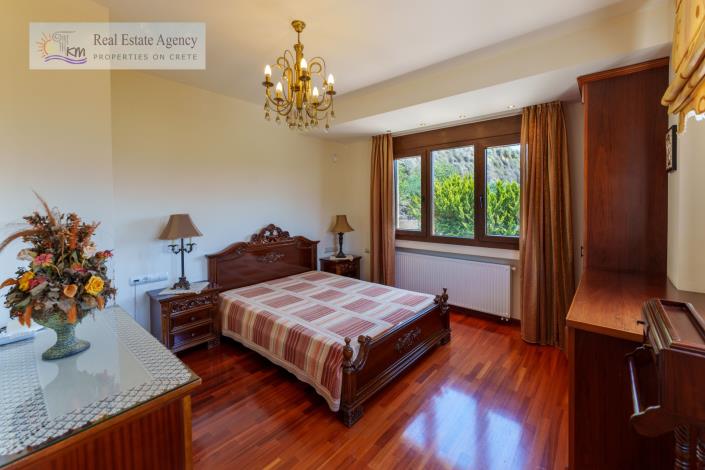 Image No.39-4 Bed Villa for sale