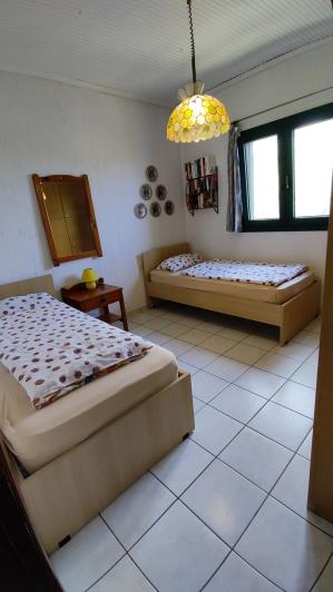 Image No.21-4 Bed House for sale