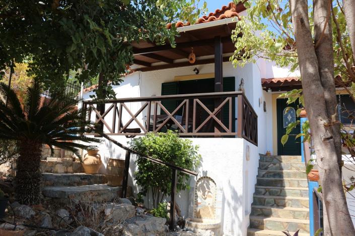 Image No.6-4 Bed House for sale