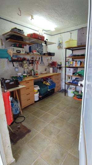 Image No.27-4 Bed House for sale