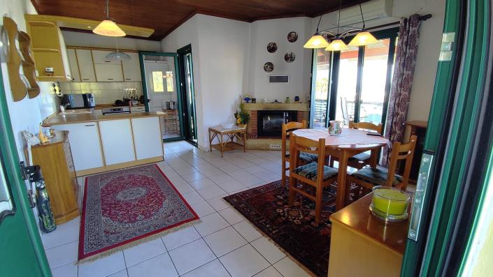 Image No.15-4 Bed House for sale