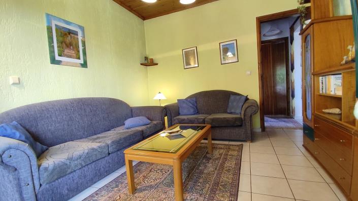 Image No.20-4 Bed House for sale