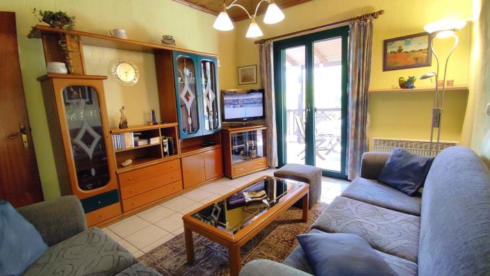 Image No.19-4 Bed House for sale