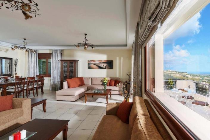 Image No.9-5 Bed Villa for sale