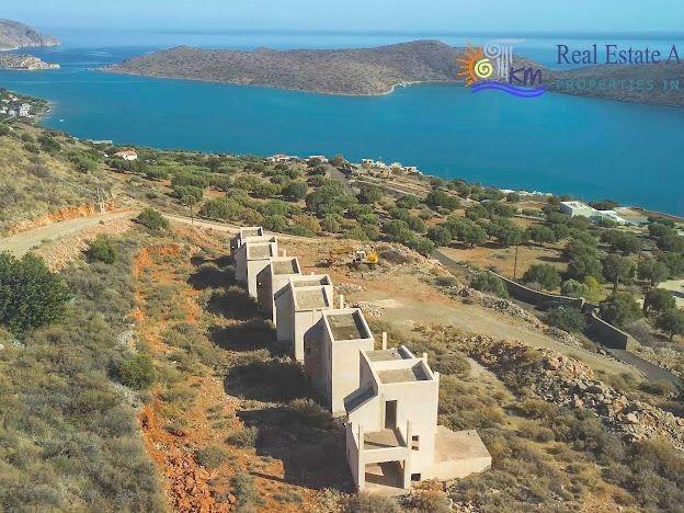 Image No.4-24 Bed Property for sale