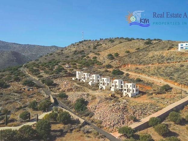 Image No.11-24 Bed Property for sale