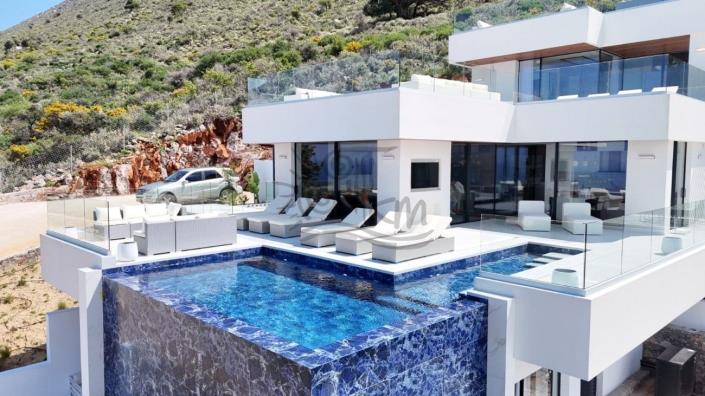 Image No.3-Villa de 4 chambres à vendre à Kokkino Horio