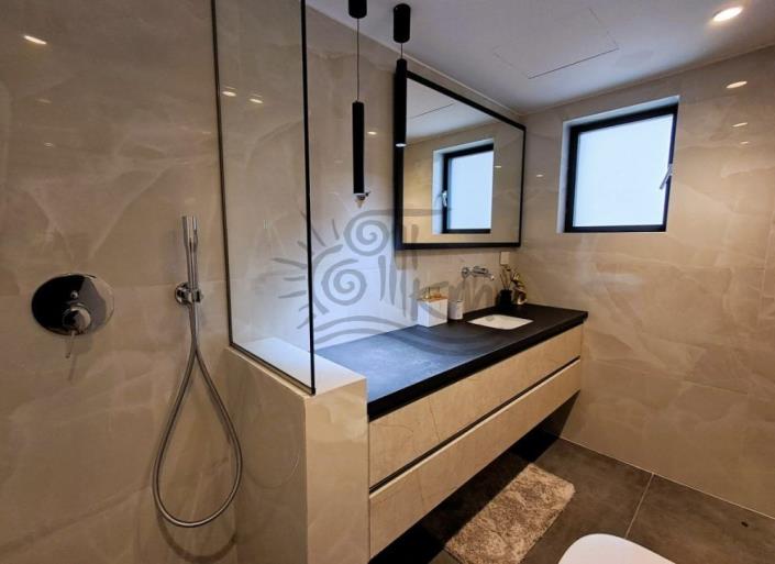 Image No.22-Villa de 4 chambres à vendre à Kokkino Horio