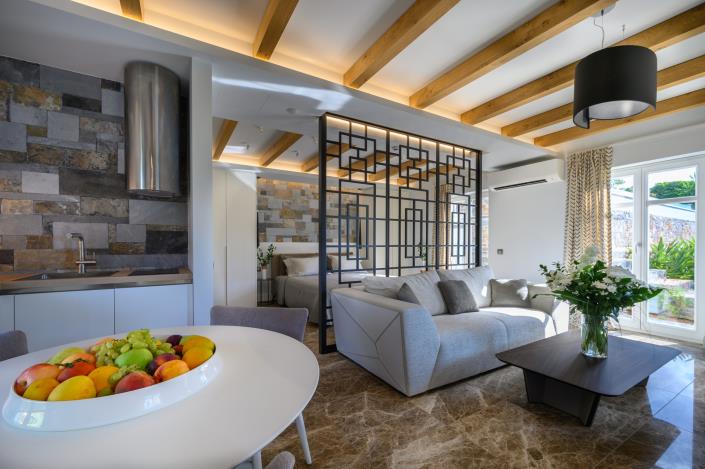 Image No.19-6 Bed Villa for sale