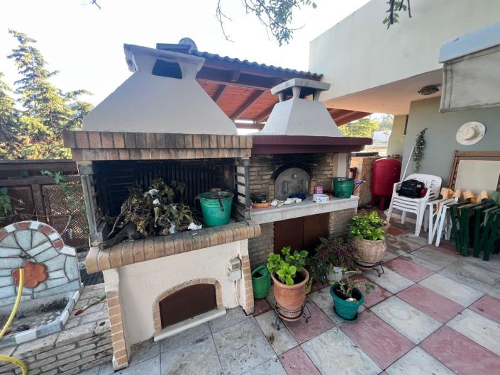 Image No.12-2 Bed House for sale