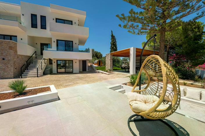 Image No.5-4 Bed Villa for sale