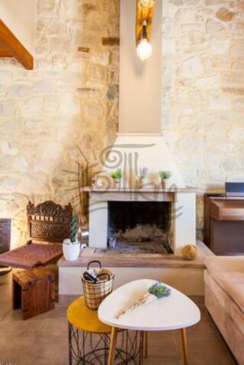 Image No.13-2 Bed Villa / Detached for sale