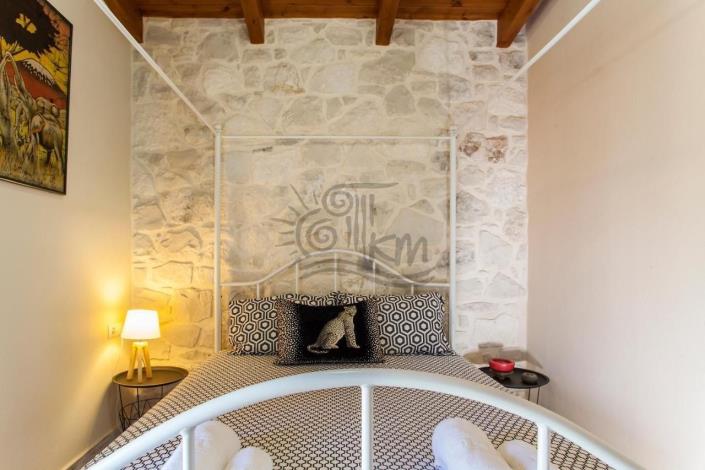 Image No.17-2 Bed Villa / Detached for sale