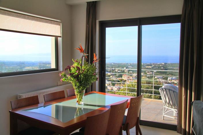 Image No.18-9 Bed Villa for sale