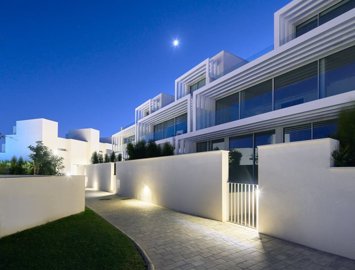 ls10251sotograndecadiztownhouse18