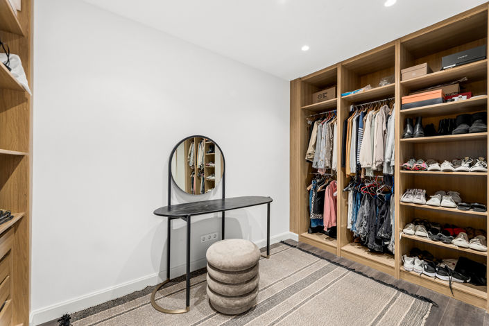 Image No.15-5 Bed Villa for sale