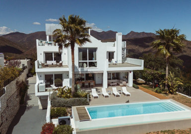 Villa de 5 chambres à vendre à Marbella