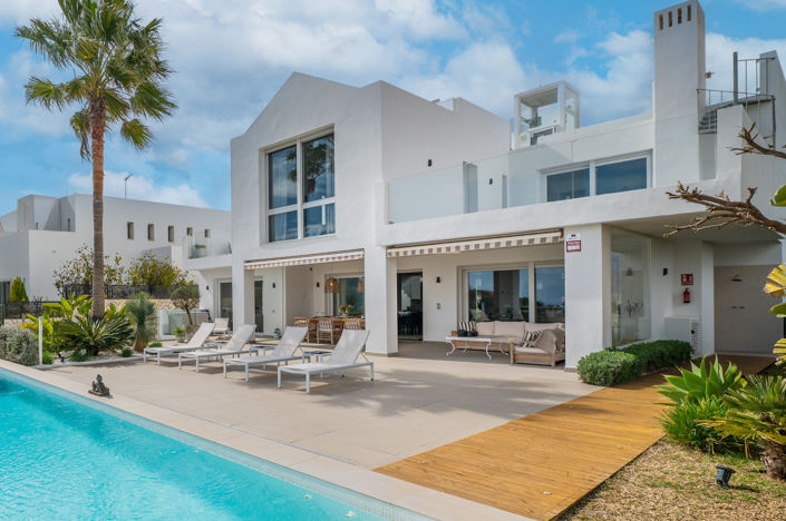 Image No.3-Villa de 5 chambres à vendre à Marbella