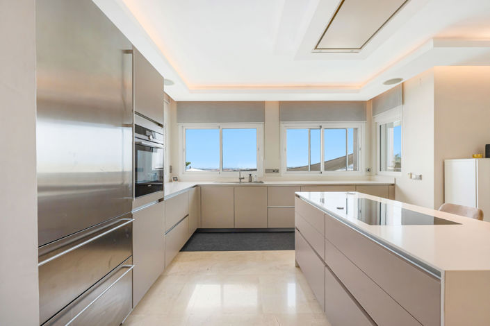 Image No.6-4 Bed Villa for sale