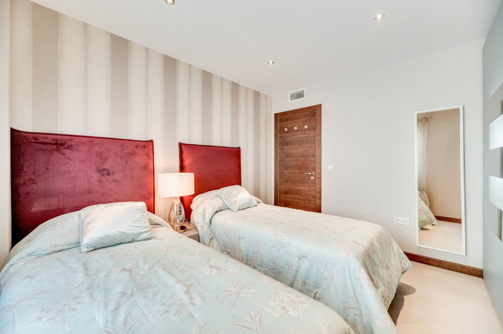 Image No.24-3 Bed Apartment for sale