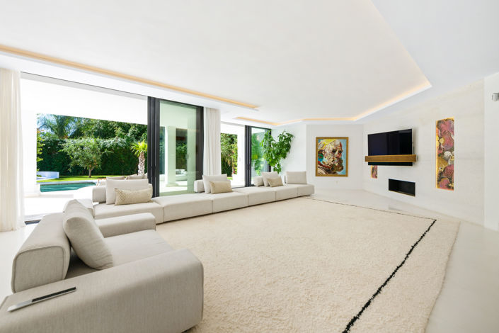 Image No.4-4 Bed Villa for sale