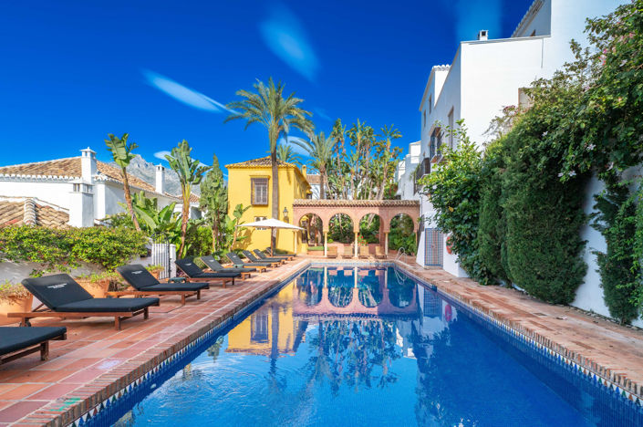 Image No.1-Maison de ville de 3 chambres à vendre à Marbella