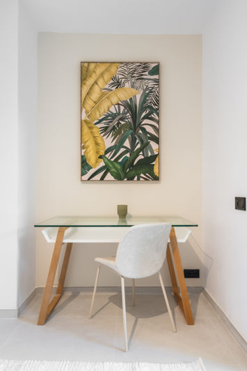 Image No.23-4 Bed Property for sale