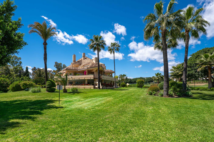 Image No.30-4 Bed Property for sale