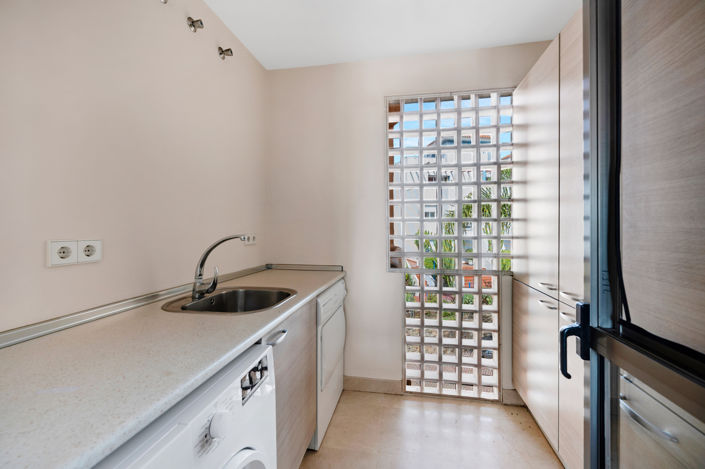 Image No.14-2 Bed Apartment for sale