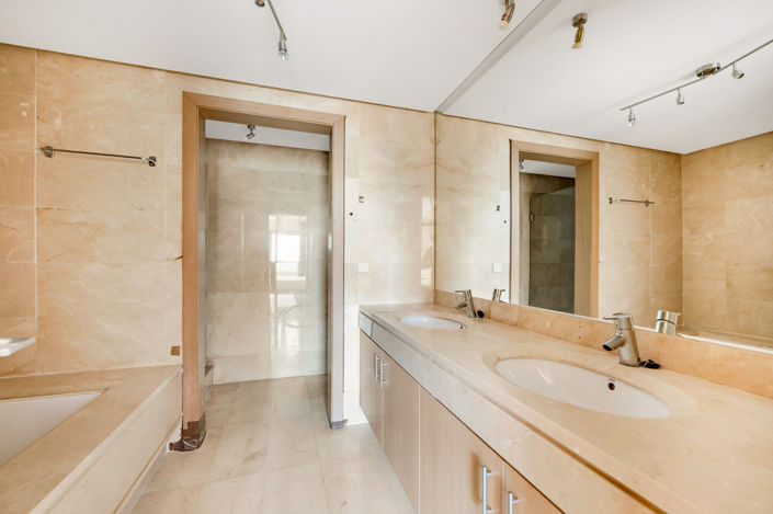 Image No.19-2 Bed Apartment for sale