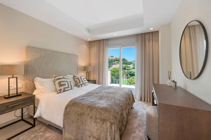 Image No.14-3 Bed Townhouse for sale