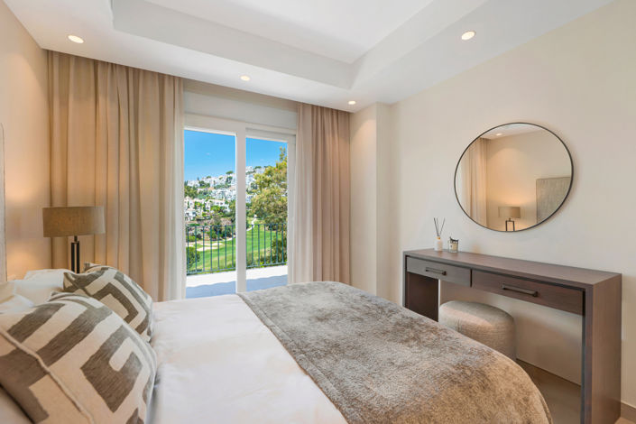 Image No.15-3 Bed Townhouse for sale