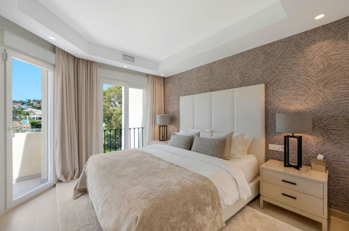 Image No.18-3 Bed Townhouse for sale