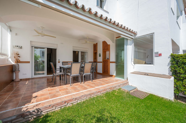 Image No.29-4 Bed Townhouse for sale