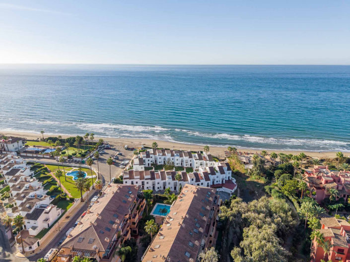 Image No.36-4 Bed Townhouse for sale