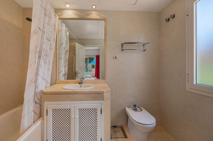 Image No.15-2 Bed Apartment for sale