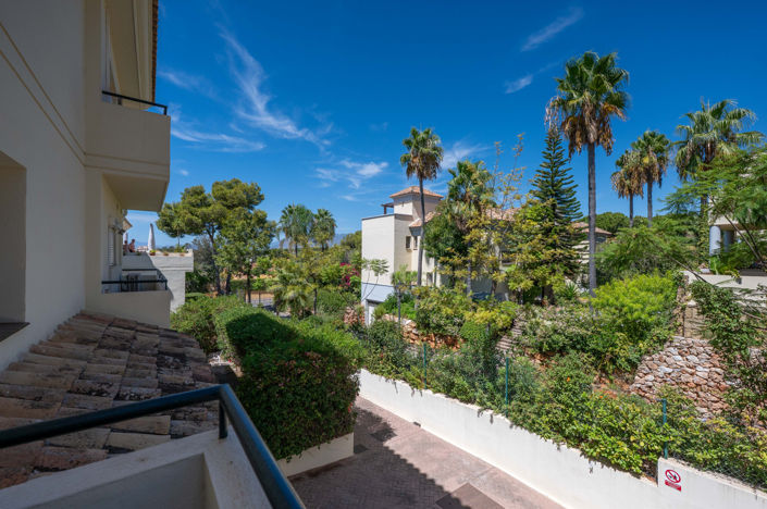 Image No.20-2 Bed Apartment for sale