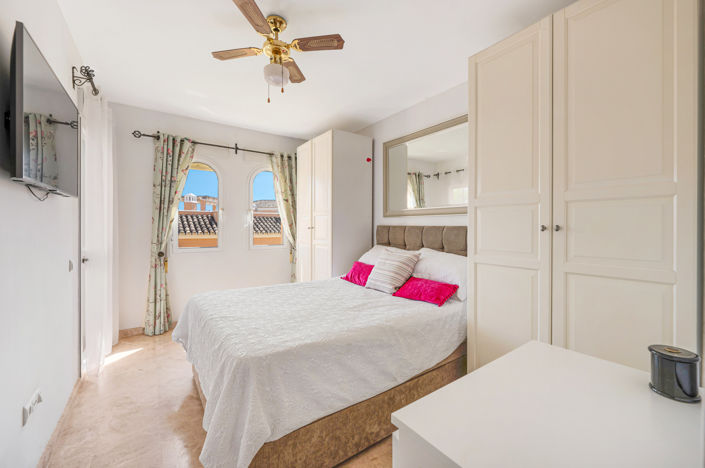 Image No.12-2 Bed Apartment for sale