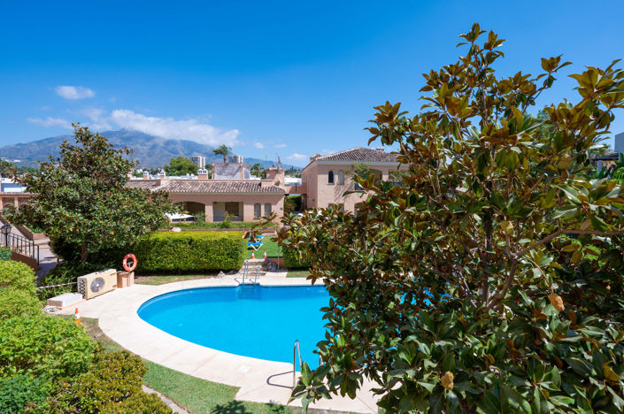 Image No.25-2 Bed Apartment for sale