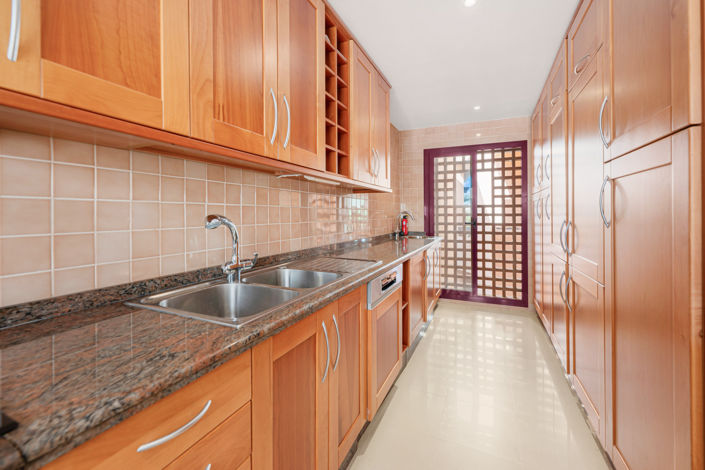 Image No.12-3 Bed Apartment for sale