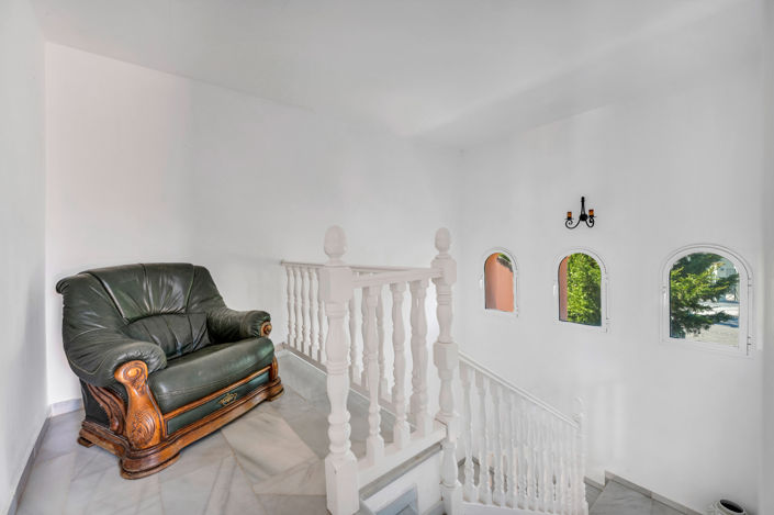 Image No.30-5 Bed Villa for sale