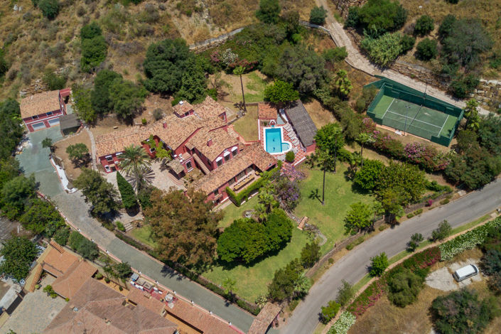 Image No.2-Villa de 12 chambres à vendre à Benahavis