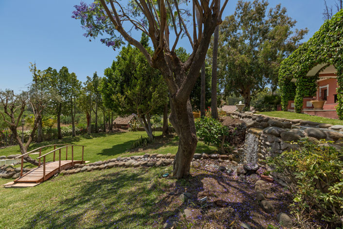 Image No.41-12 Bed Villa for sale