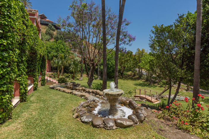 Image No.43-12 Bed Villa for sale