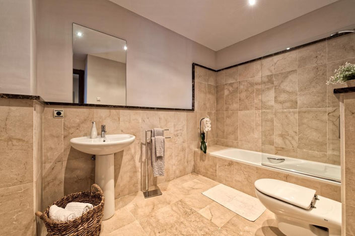 Image No.24-5 Bed Villa for sale