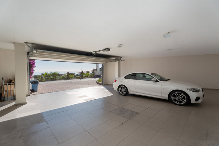 Image No.39-5 Bed Villa for sale