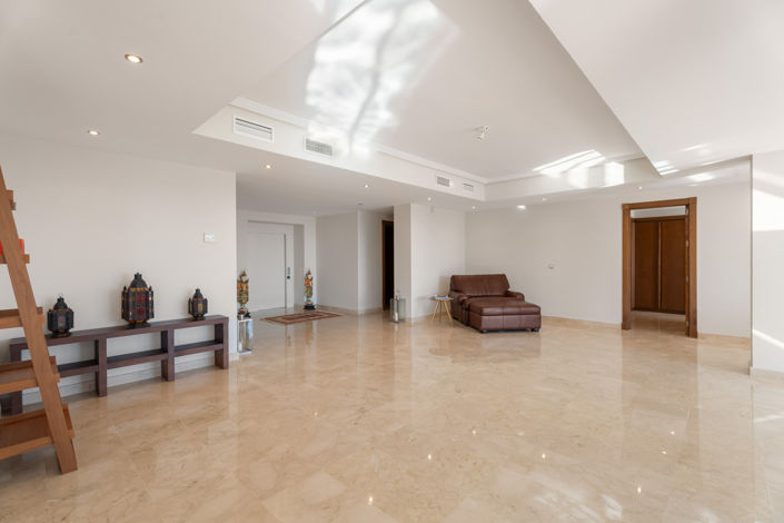 Image No.40-5 Bed Villa for sale
